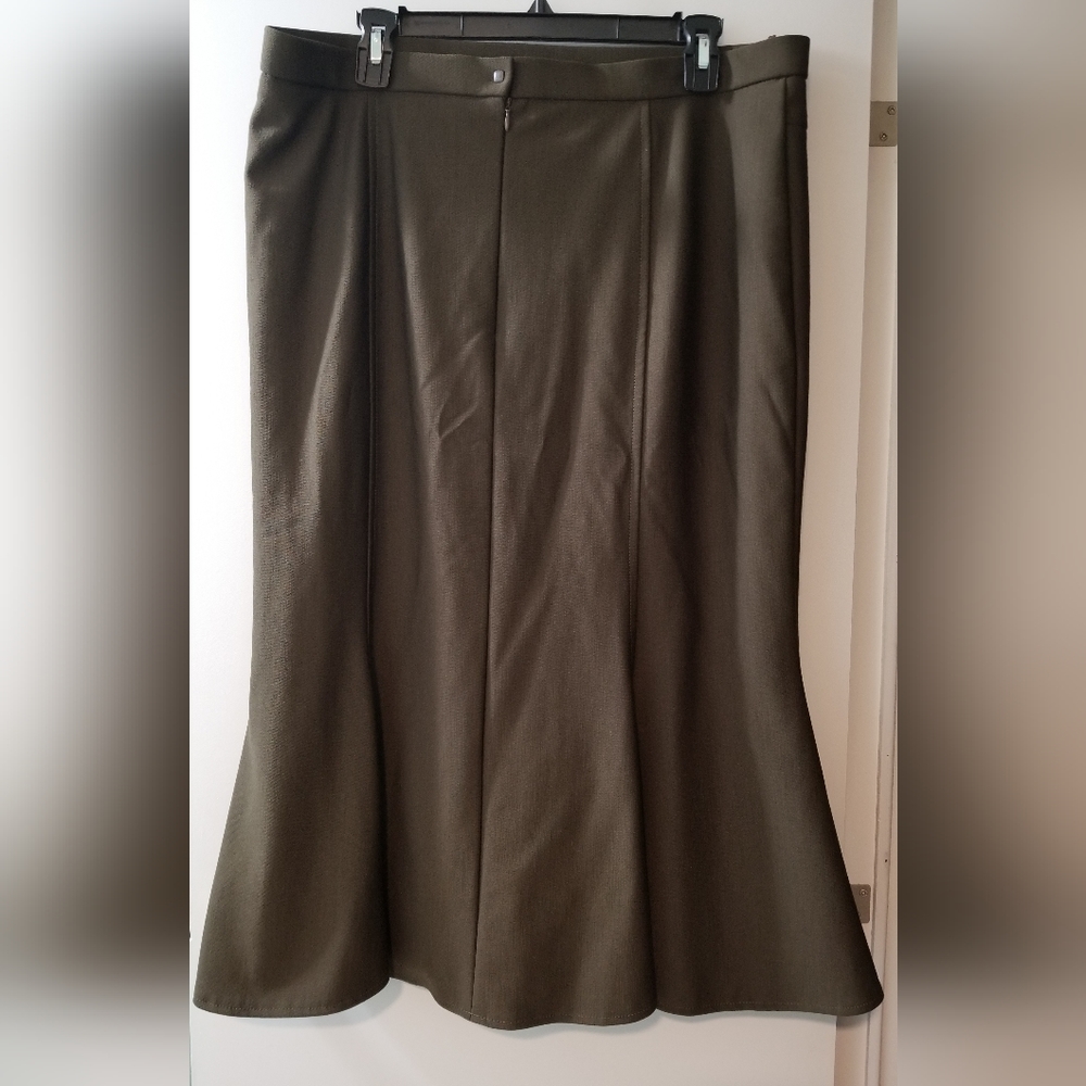 Finnkarelia Dark Olive Peplum Midi Skirt 16